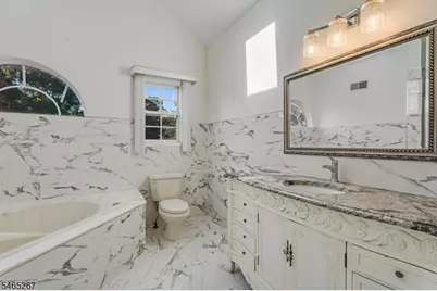 2 Quincy Dr, Jefferson Township, NJ 07438 - Photo 15
