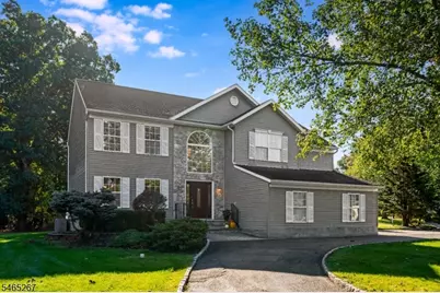 2 Quincy Dr, Jefferson Township, NJ 07438 - Photo 3