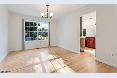 2 Quincy Dr, Jefferson Township, NJ 07438 - Photo 5