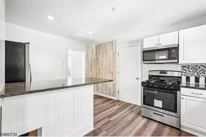 94 S 21st Ave, Manville, NJ 08835 - Photo 7