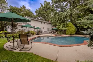 6 Burlington Ln, East Brunswick Township, NJ 08816 - Photo 31
