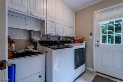 6 Burlington Ln, East Brunswick Township, NJ 08816 - Photo 19