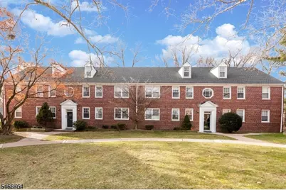 495 Main St #D1, Chatham, NJ 07928 - Photo 1