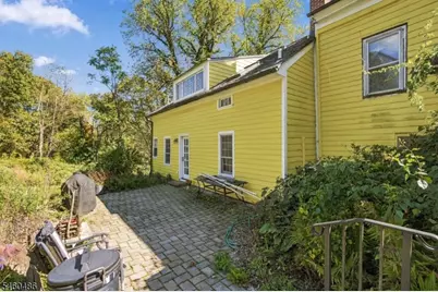 64 Bloomsbury Road, Franklin Township, NJ 08802 - Photo 35