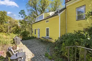64 Bloomsbury Rd, Franklin Township, NJ 08802 - Photo 35