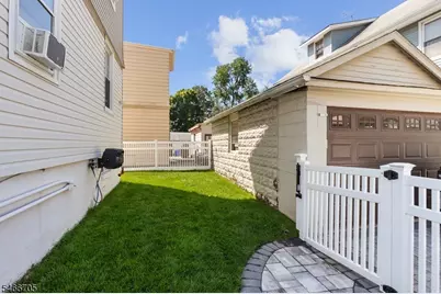104 Walnut St, Bloomfield, NJ 07003 - Photo 37