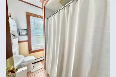 46 Schultz Ave, Phillipsburg, NJ 08865 - Photo 17