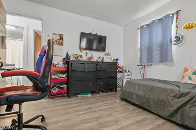 484 Raritan Rd, Roselle, NJ 07203 - Photo 29