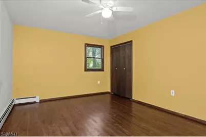 628 Succasunna Rd, Mount Arlington, NJ 07856 - Photo 17