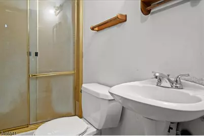 628 Succasunna Rd, Mount Arlington, NJ 07856 - Photo 29