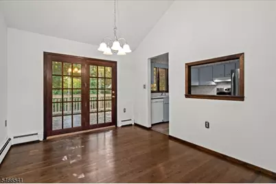 628 Succasunna Rd, Mount Arlington, NJ 07856 - Photo 7