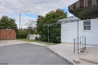 66 Jannarone St, Belleville, NJ 07109 - Photo 5
