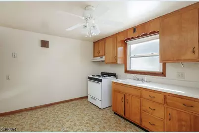 66 Jannarone St, Belleville, NJ 07109 - Photo 23