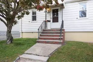 66 Jannarone St, Belleville, NJ 07109 - Photo 3