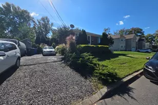176 Kensington Ave, Woodbridge Township, NJ 07067 - Photo 13