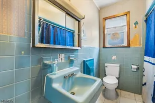 76 Prospect Ave, Bayonne, NJ 07002 - Photo 9