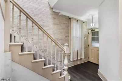 76 Prospect Ave, Bayonne, NJ 07002 - Photo 3