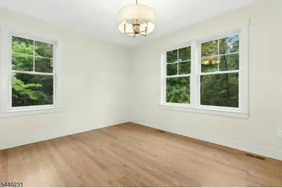 155 Dogwood Ln, Berkeley Heights Township, NJ 07922 - Photo 19