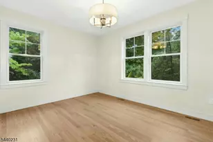 155 Dogwood Ln, Berkeley Heights Township, NJ 07922 - Photo 19