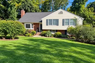 16 Deerfield Rd, New Providence, NJ 07974 - Photo 1