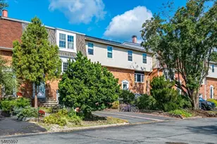 30 Catbird Ct, Lawrence Township, NJ 08648 - Photo 5