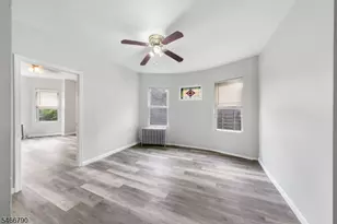 63 S 7th St, Newark, NJ 07107 - Photo 21