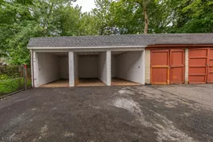 63 S 7th St, Newark, NJ 07107 - Photo 35