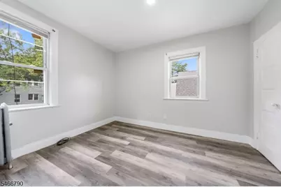 63 S 7th St, Newark, NJ 07107 - Photo 23