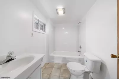 63 S 7th St, Newark, NJ 07107 - Photo 29