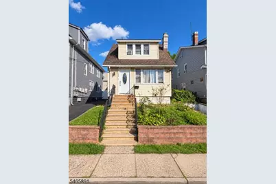 188 Floyd St, Belleville, NJ 07109 - Photo 1