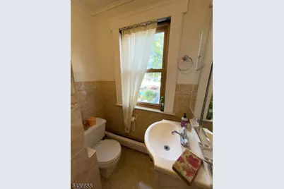 107 Sheridan Ave, Roselle Park, NJ 07204 - Photo 15