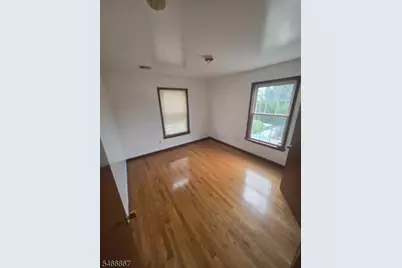 1006 E 25th St, Paterson, NJ 07513 - Photo 3