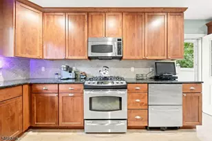 66 Woodside Ave, Hawthorne, NJ 07506 - Photo 19