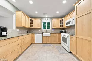 66 Woodside Ave, Hawthorne, NJ 07506 - Photo 7