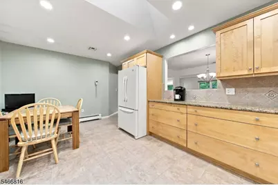 66 Woodside Ave, Hawthorne, NJ 07506 - Photo 9