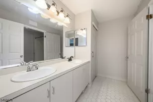 56 Amethyst Way, Franklin Township, NJ 08823 - Photo 11