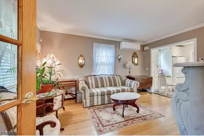 551 Rosewood Ter, Linden, NJ 07036 - Photo 5