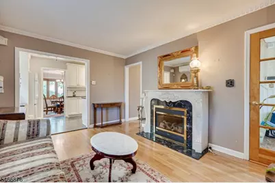 551 Rosewood Ter, Linden, NJ 07036 - Photo 7