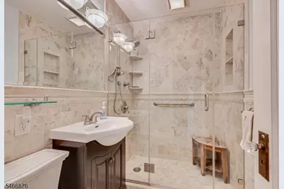 551 Rosewood Ter, Linden, NJ 07036 - Photo 21