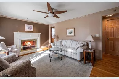 53 Hillcrest Dr, Wayne, NJ 07470 - Photo 21