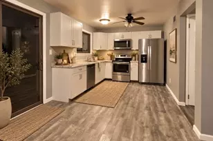 330 Alpine Ct, Stanhope, NJ 07874 - Photo 3