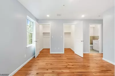 734 Bergen St, Newark, NJ 07108 - Photo 9