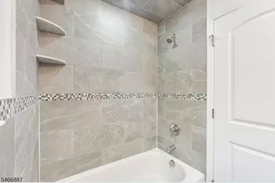 734 Bergen St, Newark, NJ 07108 - Photo 7