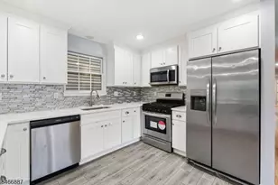 734 Bergen St, Newark, NJ 07108 - Photo 3