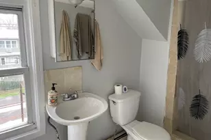 318 E 1st Ave, Roselle, NJ 07203 - Photo 7