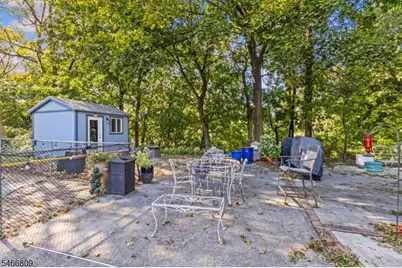 110 Kingwood Dr, Little Falls Township, NJ 07424 - Photo 21