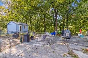 110 Kingwood Dr, Little Falls Township, NJ 07424 - Photo 21