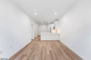 25 Freeway Dr, East Orange, NJ 07018 - Photo 7