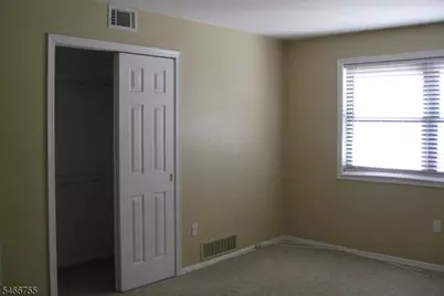 1300 Rock Ave  Unit #J5, North Plainfield, NJ 07060 - Photo 13