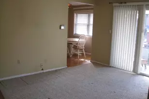 1300 Rock Ave Unit, North Plainfield, NJ 07060 - Photo 9
